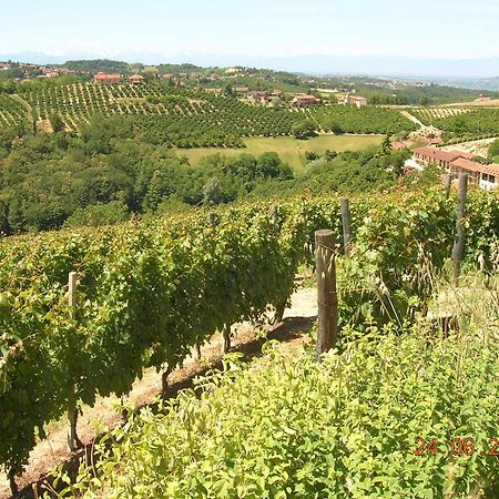 Tenuta Calabiana Diano dʼAlba Exteriér fotografie